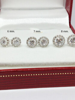 ต่างหูเงินแท้ 92.5% ต่างหูเพชรเม็ดเดี่ยว ประดับเพชร cz รอบวง งานละเอียดสวยหรู เพชรเล่นแสงดี (เรือนเงินแท้)