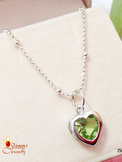 จี้เงินแท้ รูปหัวใจพลอยสีเขียวอ่อน