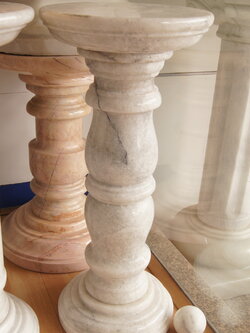 เสาโชว์หินอ่อน ขนาดสูง 70 เซนติเมตร