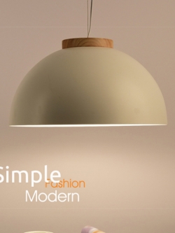 โคมไฟแขวนเพดานสไตล์โมเดิร์นสีขาวหัวไม้เนื้อแข็ง [6016-40]