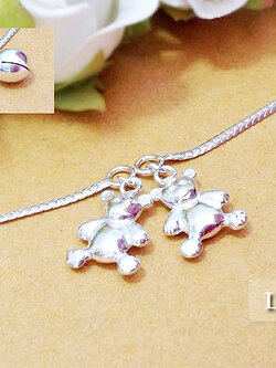 สร้อยข้อเท้าเงินแท้ ห้อยตุ้งติ้งหมี 2 ตัว (พร้อมกระดิ่งตรงตะขอ 1 ลูก) หนา 1.2 มิล