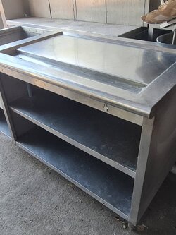 เคาน์เตอร์บาร์น้ำสแตนเลสมีถังเก็บน้ำแข็ง