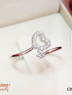 แหวนเงินแท้ หัวใจไขว้ประดับเพชร cz