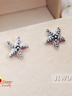 ต่างหูเงินแท้จิ๋ว รูปปลาดาว (งานรมดำ)