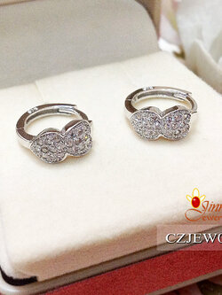 ต่างหูเงินแท้ หัวใจสองดวงติดกันประดับเพชร cz