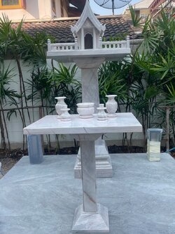 ศาลพระภูมิหินอ่อนขาวเทาทรงวิหาร ขนาดฐาน 89*89 ซม