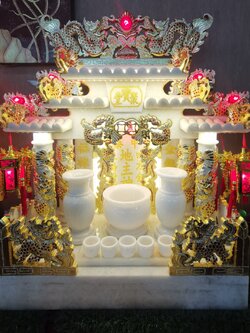 ตีจู้หินอ่อน ตีจู้เอี๊ยะ ขนาด27นิ้ว (รุ่นมั่งมีศรีสุข) 4เสา 5หลังคา 8ปลา 8หงษ์ 8มังกร หินหยกขาวเวียดนามปิดทองคำเปลวติดคริสตัล