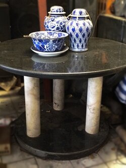 โต๊ะกลมหินแกรนิตสีนิลดำขนาดใหญ่