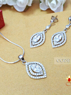 เซต จี้เงิน สร้อยคอและต่างหู ประดับเพชร cz