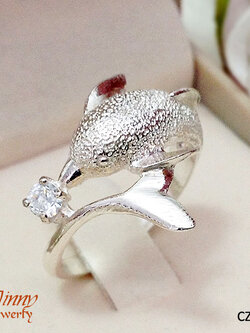 แหวนเงินแท้ 92.5% รูปโลมาประดับเพชร cz แบบน่ารักๆ size 6