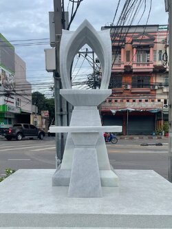 ศาลพระพรหมหินอ่อนขาว ขนาดฐาน 69*69 ซม