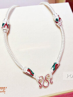 สร้อยเงินแท้ ลายสี่เสา ลงยาสีเขียวแดง (งานไทย)