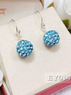 ต่างหูเงินแท้ 92.5% ต่างหูห้อย ระย้าแบบเกี่ยว ร้อยเม็ดบอลพลอยสีฟ้า เม็ดบอล 7 มิล (เรือนเงินแท้)