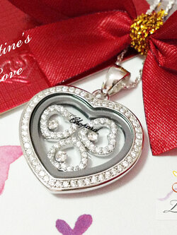 จี้เงินแท้ งานแบรนด์ Chopard รูปหัวใจ ตรงกลางมีหัวใจสามดวงพลอยสีขาว