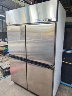 ตู้แช่แข็ง/แช่ฟรีส 4 ประตู แบบ No frost ยี่ห้อ Luckystar