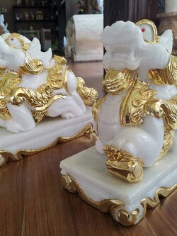 ปีเซียะหอนอ่อนหยกขาวปิดทองคำเปลว ขนาด ยาว 40 ซม