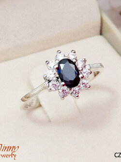 แหวนเงินแท้ 92.5% ประดับเพชร cz รอบวง 10 เม็ด