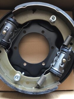 ชุดแผงเบรค (ไม่มีเบรคมือ) Toyota Vigo Revo Isuzu D-max NKR สำหรับ ใช้กับเพลาลอย รถกระบะ รถบรรทุก สินค้าใหม่จากโรงงาน ราคาต่อคู่ L/R