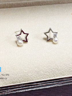 ต่างหูเงินแท้ รูปดาว ประดับมุกและเพชร cz