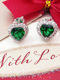ต่างหูเงินแท้ พลอยสีเขียวประดับเพชร cz รูปหัวใจ