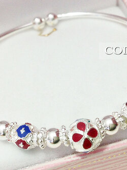 กำไลข้อมือเงินแท้ งานลงยาสีแดง น้ำเงิน และเขียว ความหนา 1.5 มิล