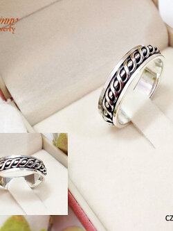 แหวนเงินแท้ แหวนเกลี้ยงลายถักตรงกลาง