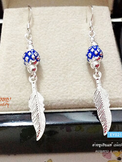 ต่างหูเงินแท้ 92.5% แบบก้านเสียบ เม็ดปะคำลงยาสีน้ำเงิน ห้อยปีกนก