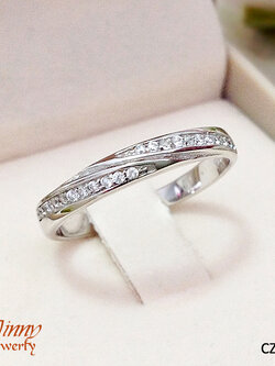 แหวนเงินแท้ 92.5% ฝังเพชร cz เกรดจิวเวลรี่ งานสวยมาก