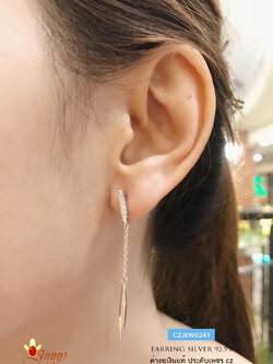 ต่างหูเงินแท้ 92.5% ต่างหูระย้า ประดับเพชร cz เล่นแสงสวยมาก แบบหวานๆ เรียบแต่หรู