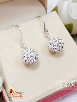 ต่างหูเงินแท้ 92.5% ต่างหูห้อย ระย้าแบบเกี่ยว ร้อยเม็ดบอลพลอยสีขาว เม็ดบอล 7 มิล (เรือนเงินแท้)