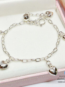 สร้อยข้อมือเงินแท้ 92.5% ลายโซ่ ร้อยตุ้งติ้งหัวใจ หนัก 1 สลึง (สร้อยงานไทย)