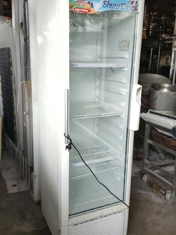 ตู้แช่เครื่องดื่ม 1 ประตู แบบทรงสูง