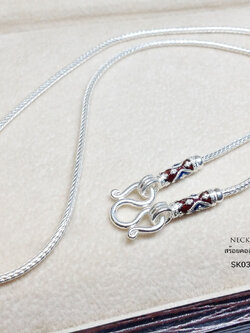 สร้อยคอเงินแท้ 99.9% งานสุโขทัย ลายเปีย ลงยาสีน้ำเงิน แดงเข้ม ห้อยพระ 1 องค์ งานสวยละเอียด งานทำมือ