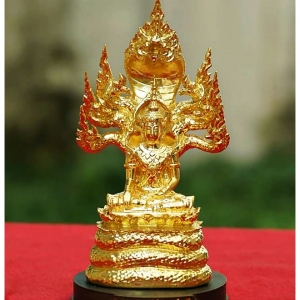 รูปหล่อ สมเด็จองค์ปฐม ปางพระนาคปรก(พญานาค7หัว) ปิดทองแท้ (หน้าตัก3.5ซม) ปี2560 #รับประกันแท้ - หลวงพ่อหนุน วัดพุทธโมกข์