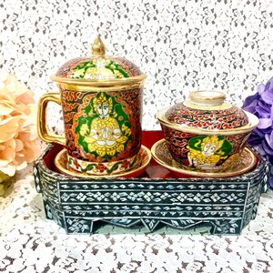 ชุดแก้วน้ำ ถ้วย ลายเทพพนม