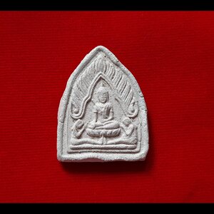 ขุนแผน สะกดทัพ(พุทธคุณ สะกดอาถรรพ์ สะกดสิ่งไม่ดี+เมตตา เจรจา ค้าขาย แคล้วคลาด) หลังยันต์นะพรชัย #พิมพ์ใหญ่ เนื้อผง สีขาว ปี2542 (ทิ้งทวน รุ่นสุดท้าย รวมมวลสาร ตลอดยุค) #รับประกันแท้และทันยุค - หลวงพ่อยงยุทธ วัดเขาไม้แดง จ.ชลบุรี