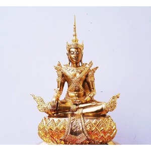 รูปหล่อ พระพุทธรูป ปางพระจักรพรรดิ เนื้อโลหะทองเหลือง ปัดขัดเงา ปิดทองแท้ (หน้าตัก 9นิ้ว สูง16นิ้ว ลึก6นิ้ว)