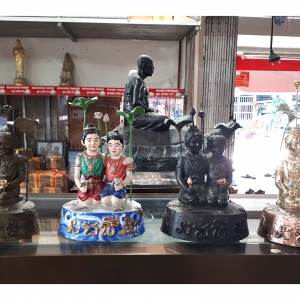 รูปหล่อ กัณหา-ชาลี (ขนาดบูชา 5 นิ้ว) หลวงพ่อเล็ก วัดท่าขนุน ปลุกเสก (ออกวัดสี่แยกเจริญพร)