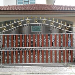รั้วสแตนเลสแบบโปร่ง โทร 090-8944938 ซ่อมประตูสแตนเลส ราวกันตก ราวบันได ราวระเบียง ประตูสแตนเลส