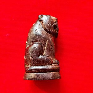 เสือ เนื้อไม้ (แกะสลักจากไม้ศาลาเก่าของหลวงพ่อเดิม วัดหนองโพธิ์) #พิมพ์ใหญ่ #รับประกันแท้ - ปลุกเสกและจารยันต์ ปี2565 โดย หลวงพ่อบ๊ะ วัดโพธิลังการ์ จ.สิงห์บุรี