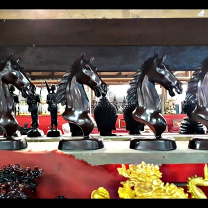 รูปปั้น หัวม้า