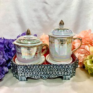 ชุดลายมุก