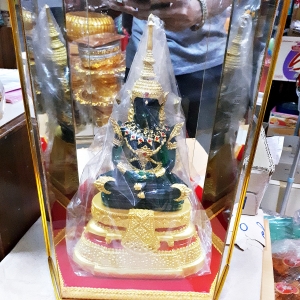 ตู้ครอบแก้วกระจก ทรงหกเหลี่ยม ใส่ครอบ วัตถุมงคล พระบุชา (ขายปลีก ขายส่ง)