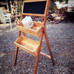 ชั้นวางขนมสองชั้น