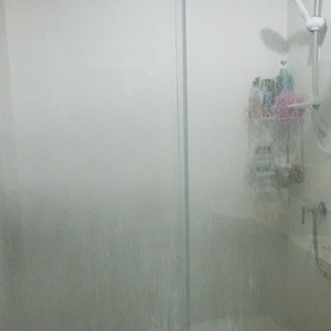 วิธีการทำความสะอาดคราบน้ำบนกระจกห้องน้ำ กระจกหน้าต่าง