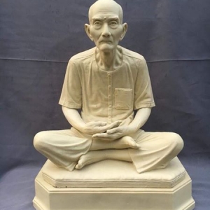 รูปหล่อ เซียนแปะโรงสี วัดศาลเจ้า รุ่นเจ้าสัวฟ้าประทาน ปี2560 เนื้อเรซิ่น ปิดทอง (ขนาดองค์บูชาหน้าตัก 12นิ้ว องค์ขนาดใหญ่)