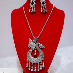 ชุด สร้อยคอ ต่างหู พญานาค (เนื้อเงินแท้) (ขายปลีก ขายส่ง)