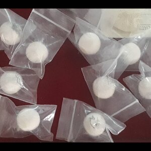 ลูกอม ปิโย - หลวงพ่อตี้ วัดหูช้าง