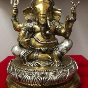 พระพิฆเนศ เนื้อโลหะทองเหลือง (หน้าตัก7นิ้ว สูง9นิ้ว)
