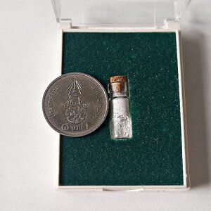 ผงพุทธคุณ หลวงพ่อชาญณรงค์ #รับประกันแท้